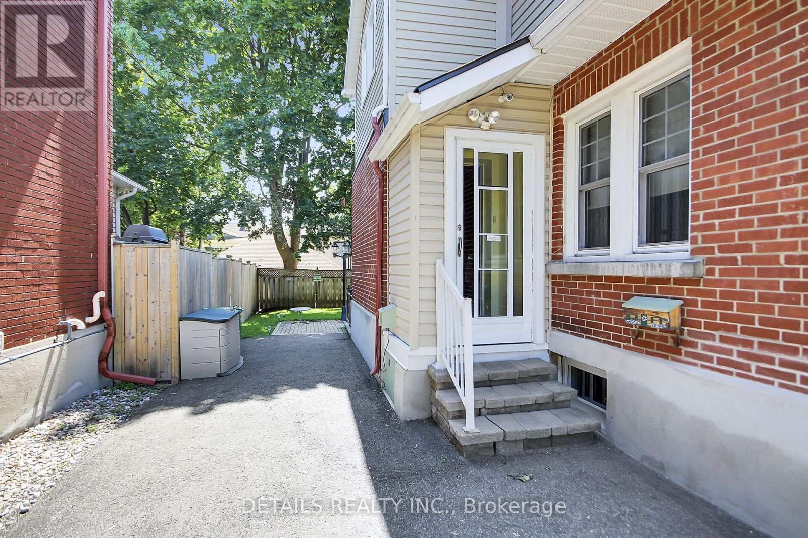 88 Helena Street, Ottawa, Ontario  K1Y 3N1 - Photo 5 - X13650532