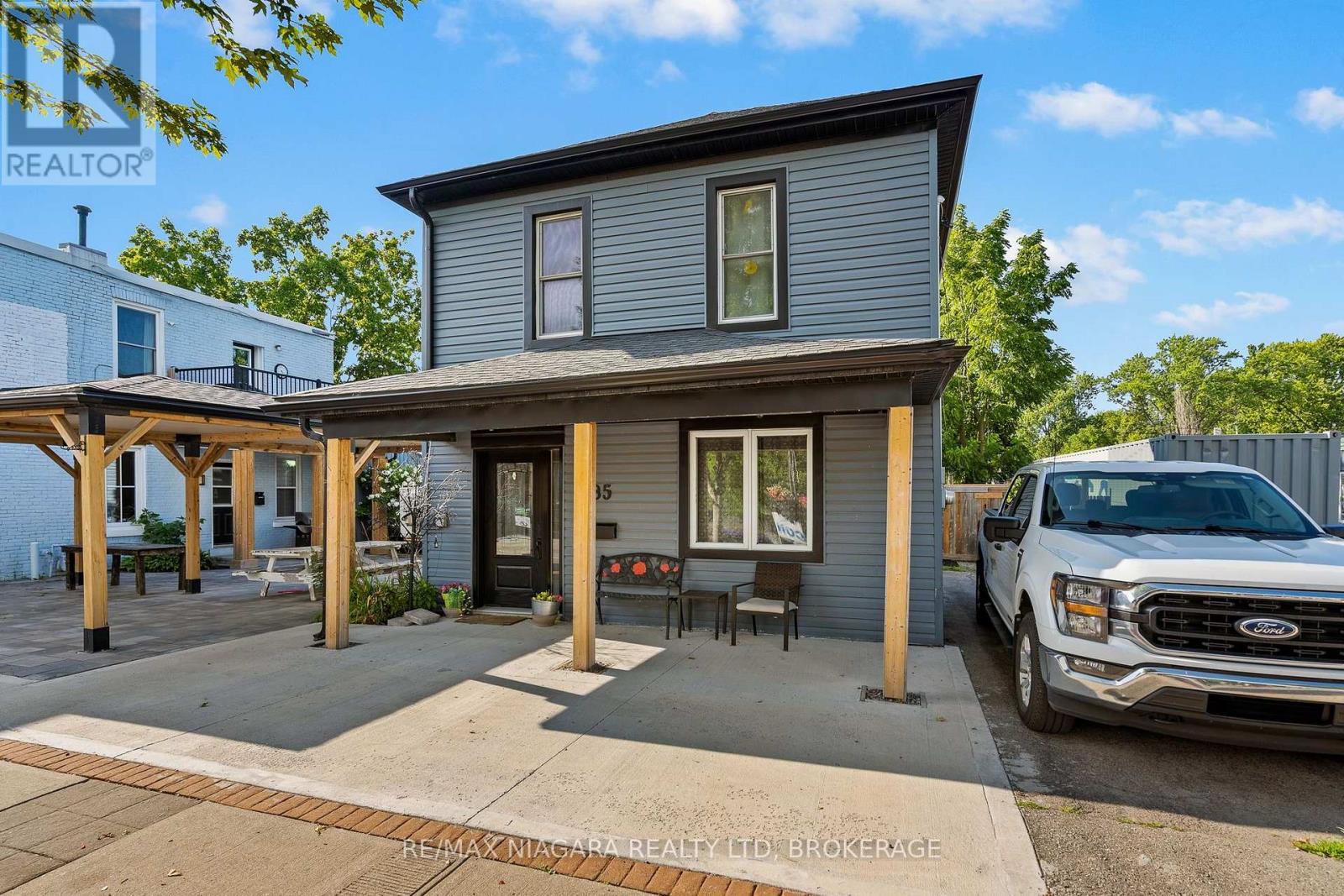 85 MAIN STREET W, Port Colborne, Ontario