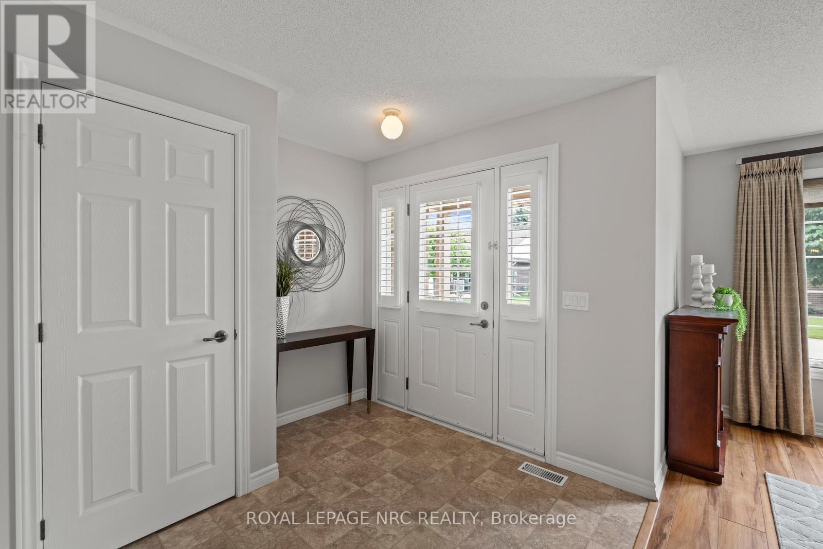 3988 Sunset Lane, Lincoln, Ontario  L0R 2C0 - Photo 3 - X13650560