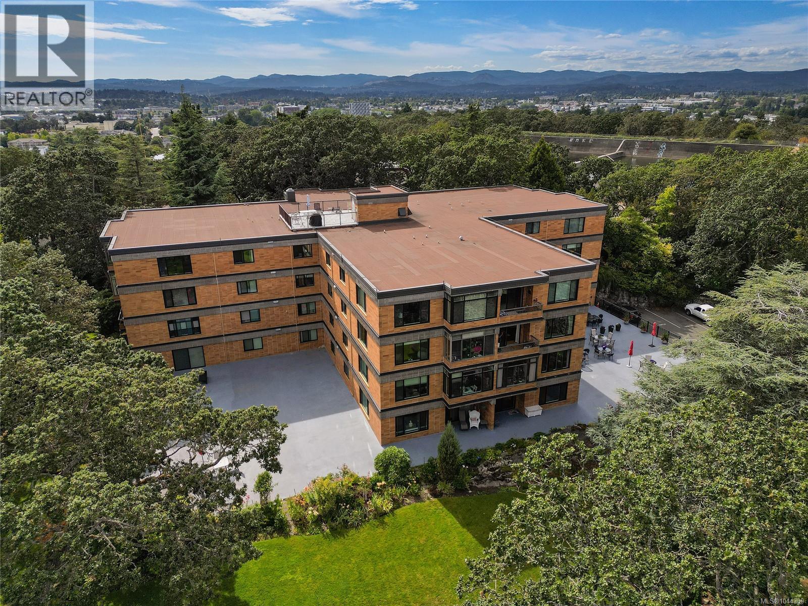305 2930 Cook St, Victoria, British Columbia  V8W 3G3 - Photo 21 - 1044300