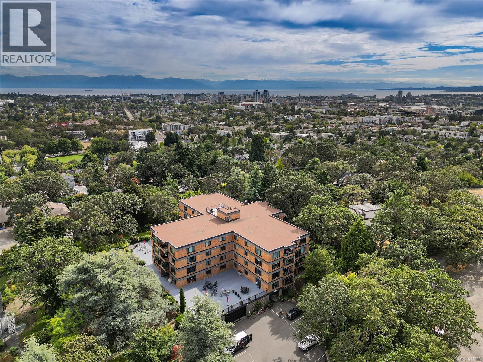 305 2930 Cook St, Victoria, British Columbia  V8W 3G3 - Photo 31 - 1044300