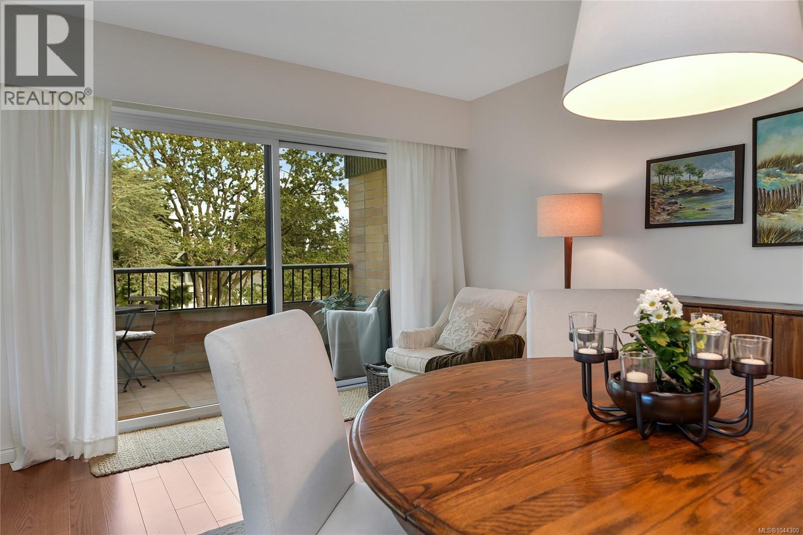 305 2930 Cook St, Victoria, British Columbia  V8W 3G3 - Photo 71 - 1044300