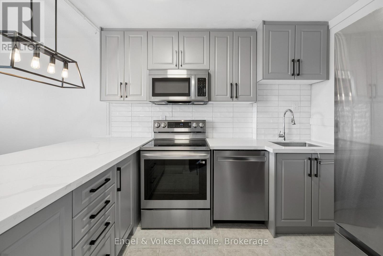 184 - 1055 Dundas Street E, Mississauga, Ontario  L4Y 3X6 - Photo 12 - W13650502