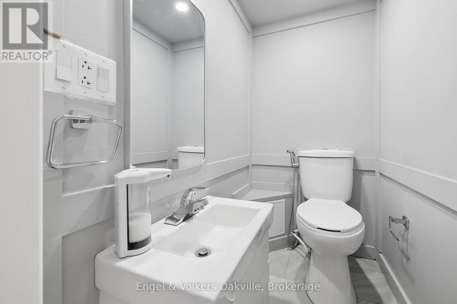 184 - 1055 Dundas Street E, Mississauga, Ontario  L4Y 3X6 - Photo 16 - W13650502