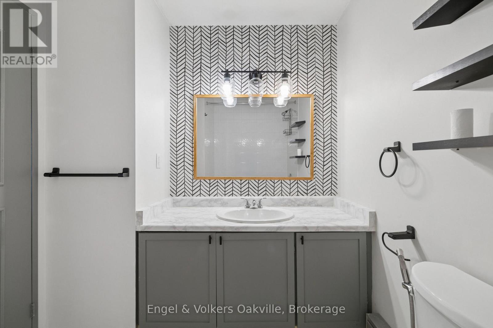 184 - 1055 Dundas Street E, Mississauga, Ontario  L4Y 3X6 - Photo 23 - W13650502