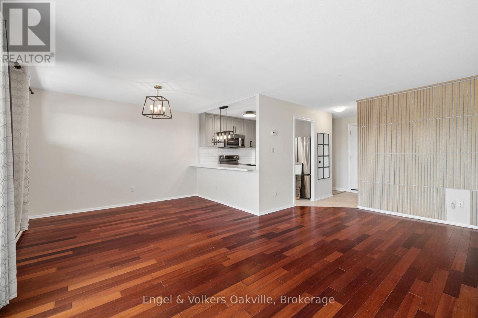 184 - 1055 Dundas Street E, Mississauga, Ontario  L4Y 3X6 - Photo 5 - W13650502