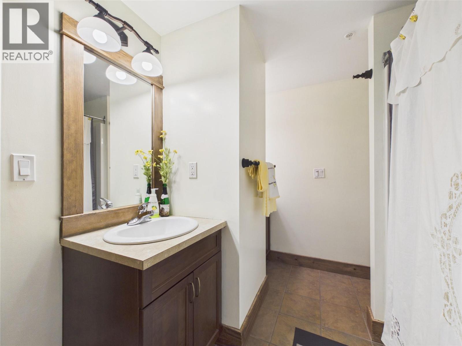 880 Dogwood Drive Unit# 308, Kimberley, British Columbia  V1A 3E9 - Photo 21 - 10397054