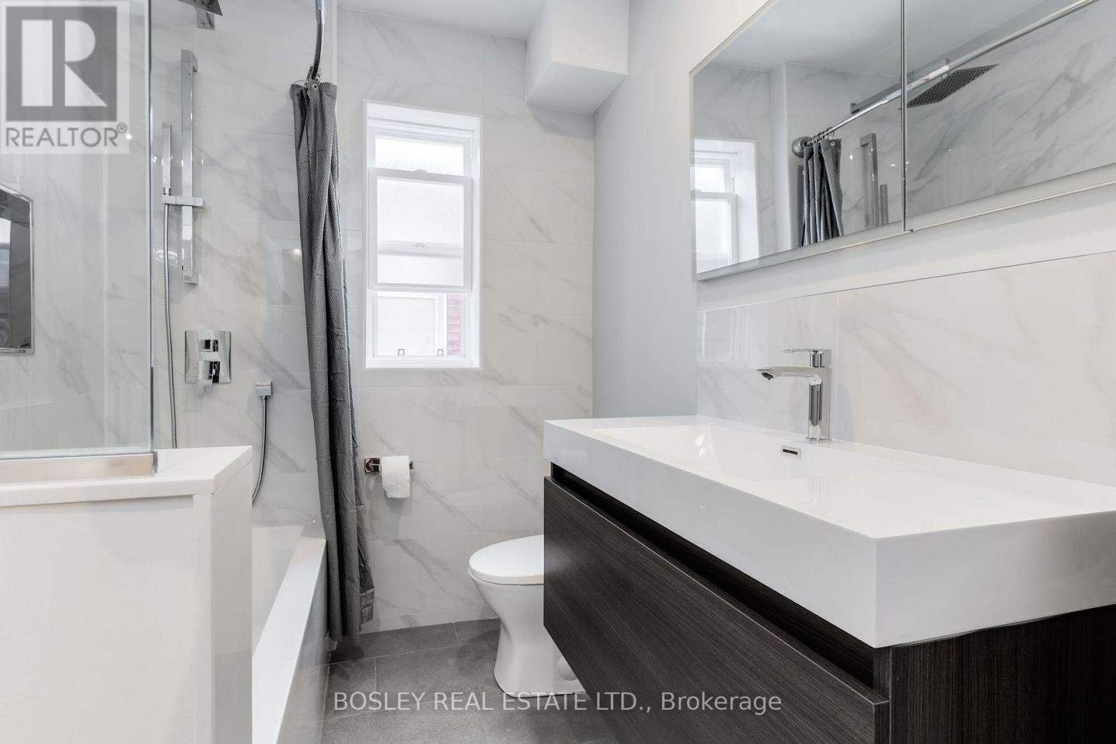 1 - 210 Westmount Avenue, Toronto, Ontario  M6E 3M8 - Photo 11 - C13650354