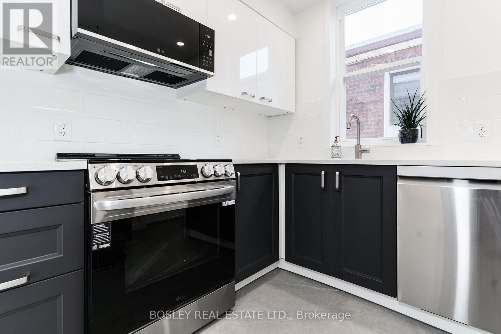 1 - 210 Westmount Avenue, Toronto, Ontario  M6E 3M8 - Photo 20 - C13650354