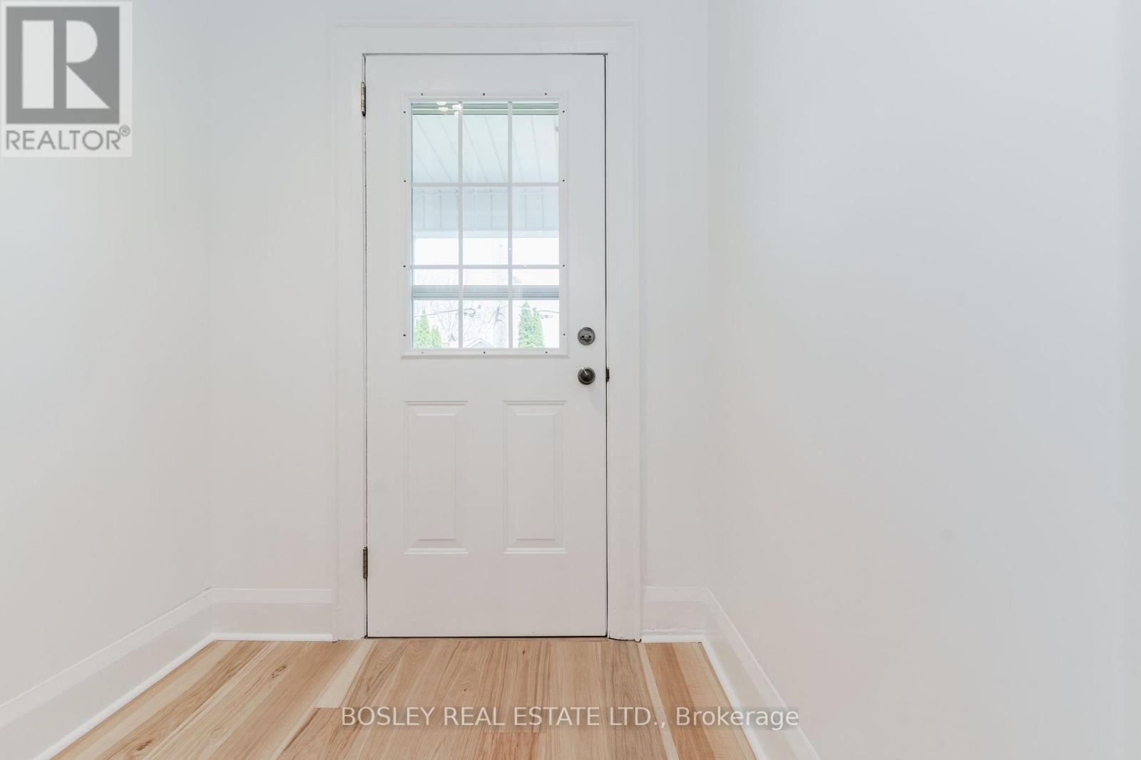 1 - 210 Westmount Avenue, Toronto, Ontario  M6E 3M8 - Photo 38 - C13650354