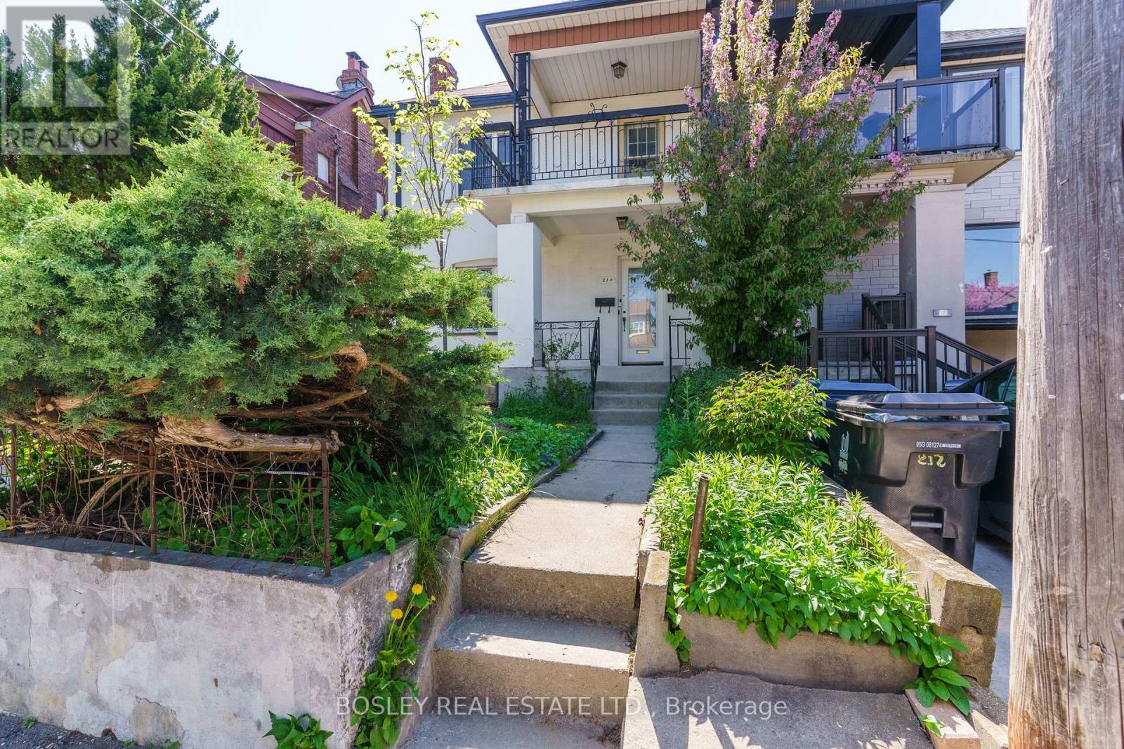 1 - 210 Westmount Avenue, Toronto, Ontario  M6E 3M8 - Photo 43 - C13650354