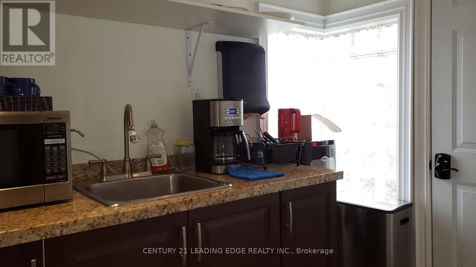 Part B - 10873 Kennedy Road, Markham, Ontario L6C 1P2 - Photo 27 - N13647376