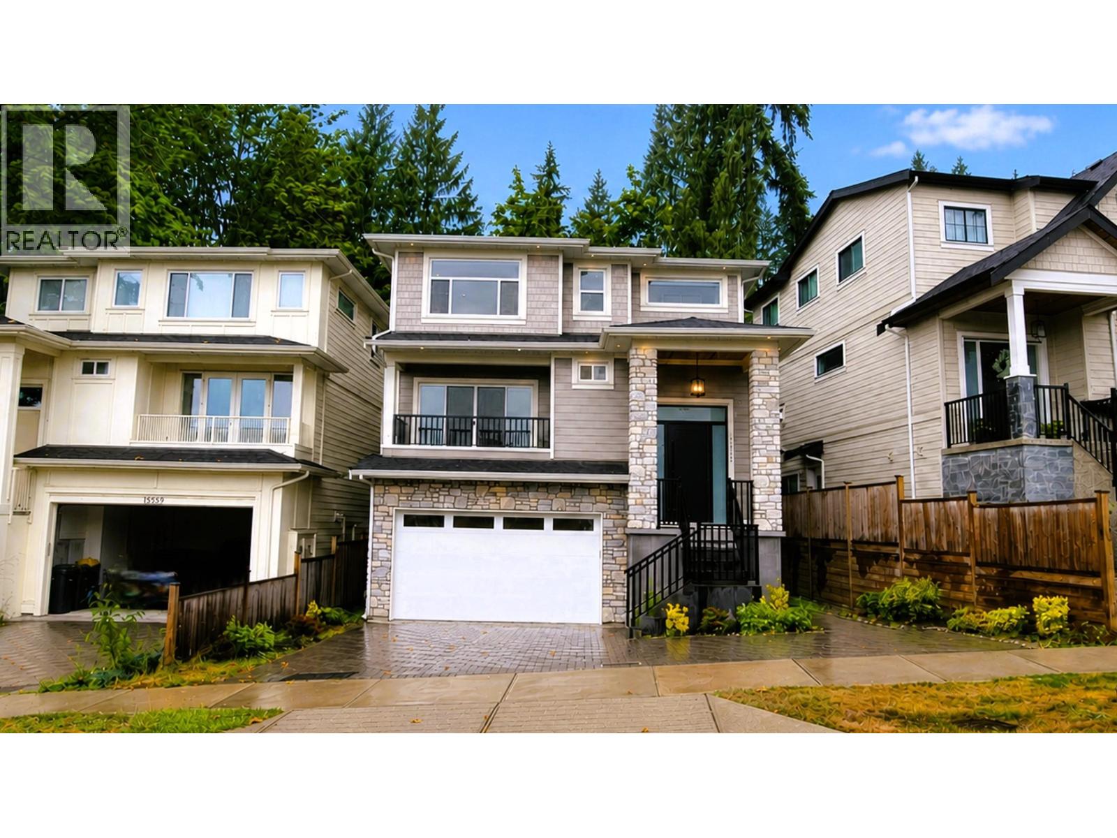 3555 MONSON CRESCENT, Coquitlam, British Columbia