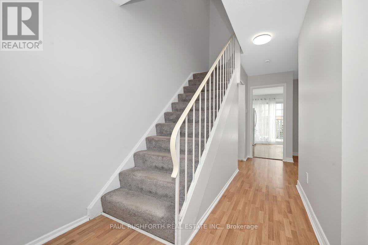 1107 Meadowlands Drive, Ottawa, Ontario  K2C 0K5 - Photo 4 - X13436632