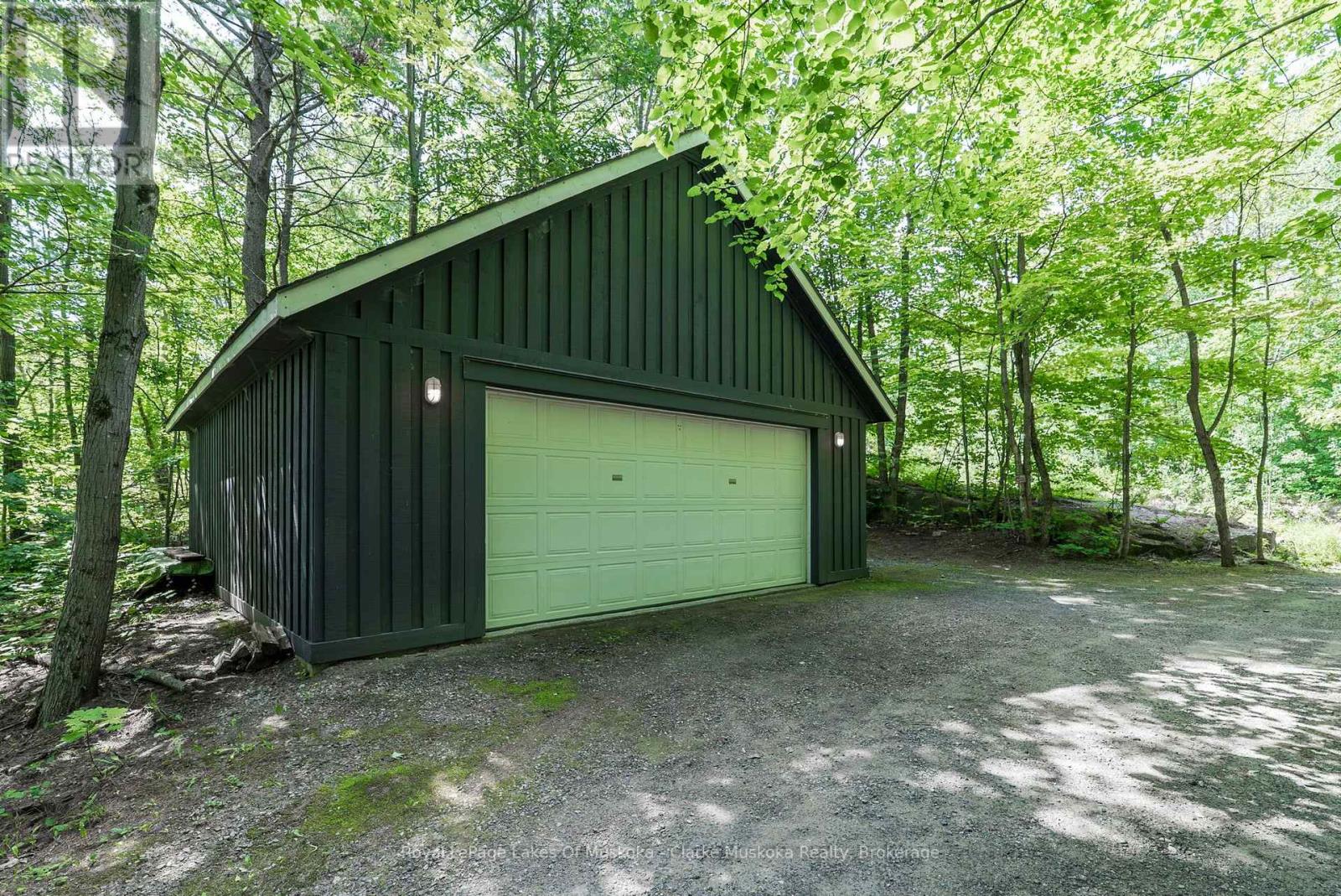 1048 Brackenrig Road, Muskoka Lakes, Ontario  P0B 1J0 - Photo 17 - X13650496