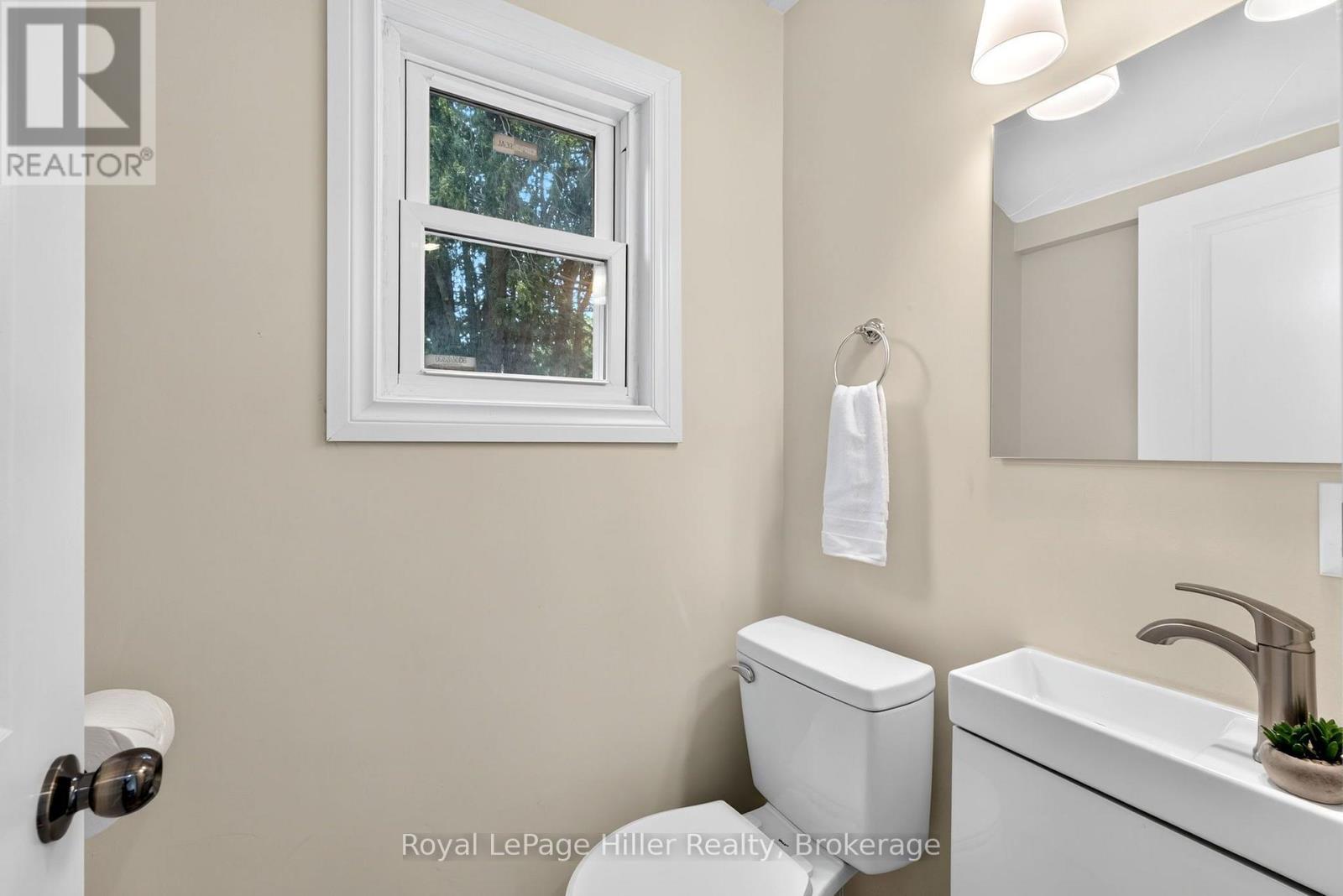 137 Rebecca Street, Stratford, Ontario N5A 3P4 - Photo 25 - X13650538