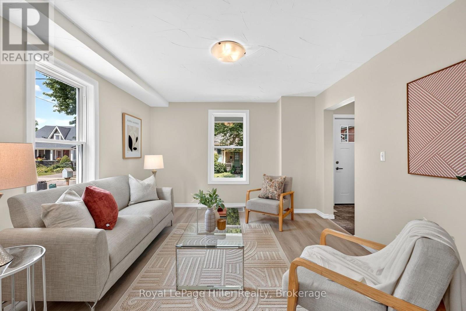 137 Rebecca Street, Stratford, Ontario N5A 3P4 - Photo 7 - X13650538