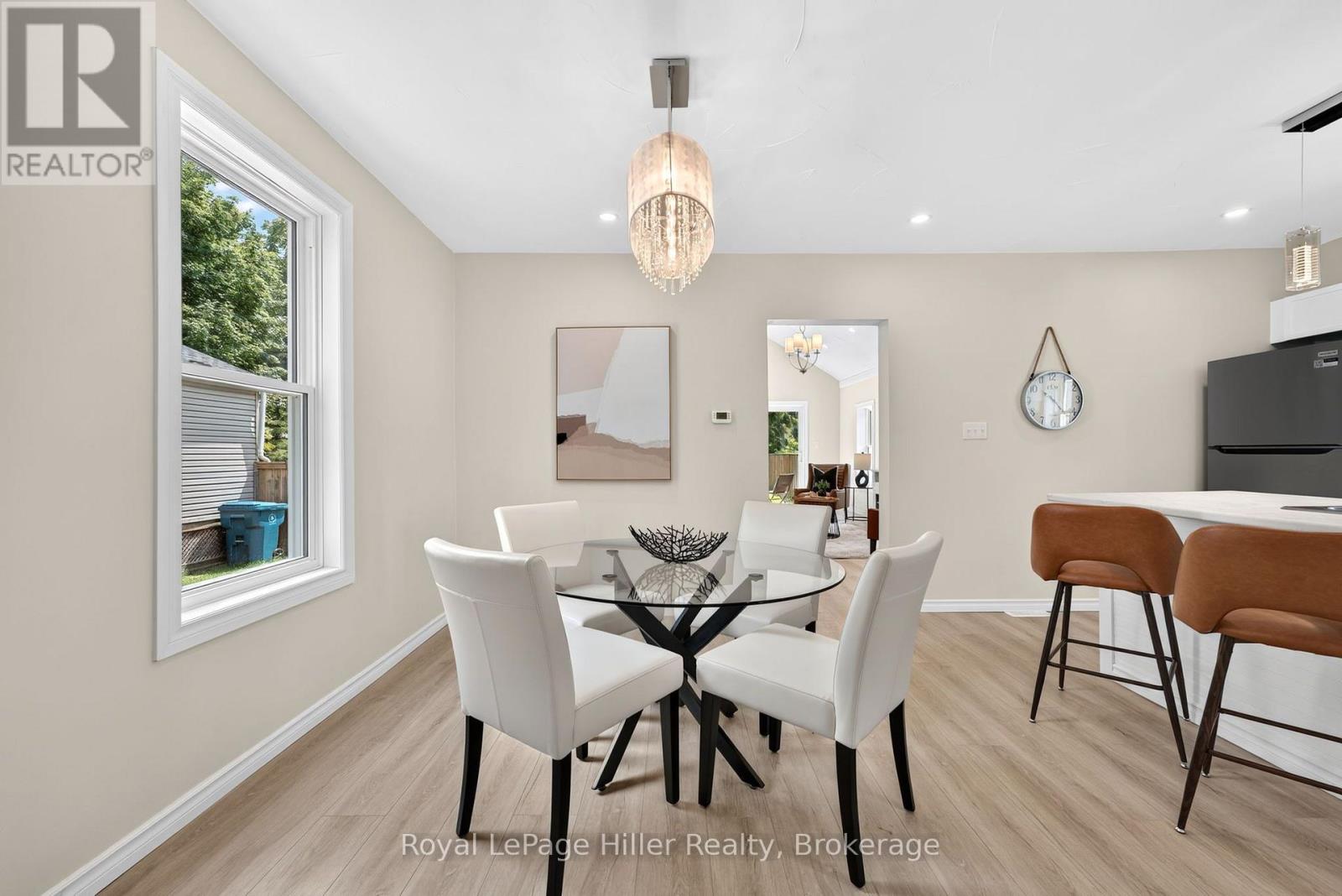 137 Rebecca Street, Stratford, Ontario N5A 3P4 - Photo 9 - X13650538