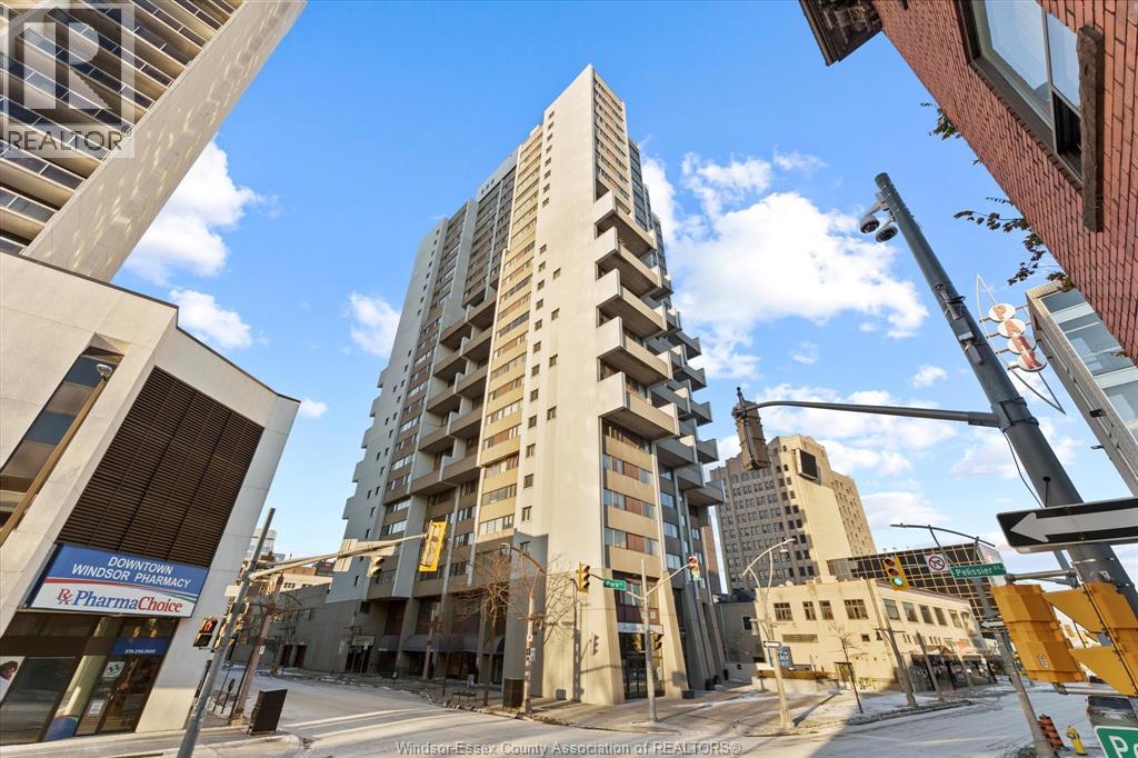 380 PELISSIER STREET Unit# 1806, Windsor, Ontario