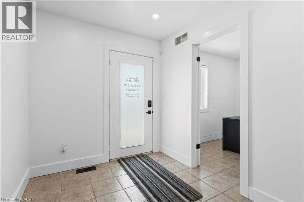 1253 Silvan Forest Drive Unit# 7, Burlington, Ontario  L7M 0B7 - Photo 30 - 40845040