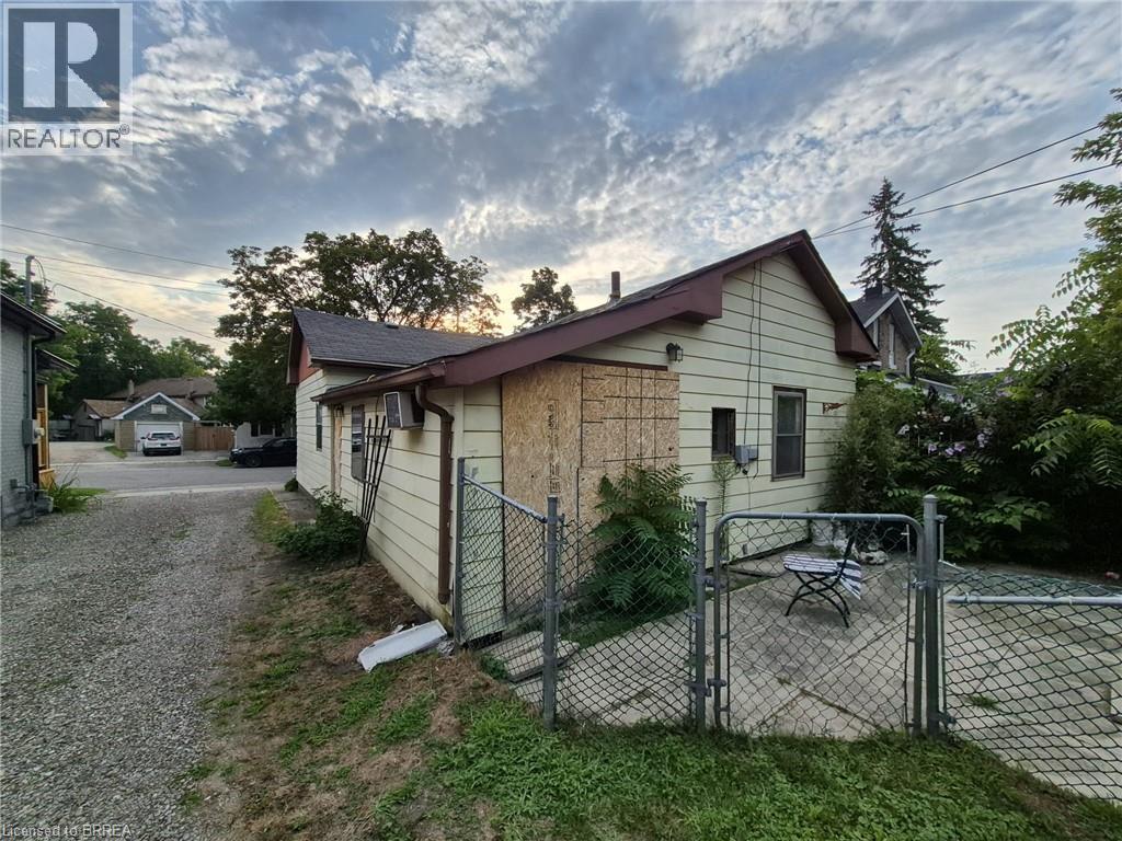 148 Pearl Street, Brantford, Ontario  N3T 3P4 - Photo 5 - 40853174