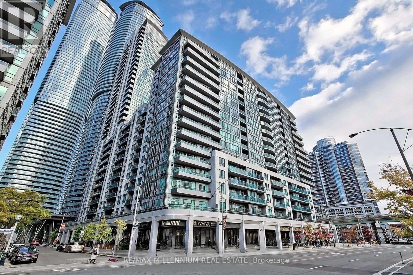 1508 - 25 Lower Simcoe Street, Toronto, Ontario  M5J 0C8 - Photo 1 - C13650544
