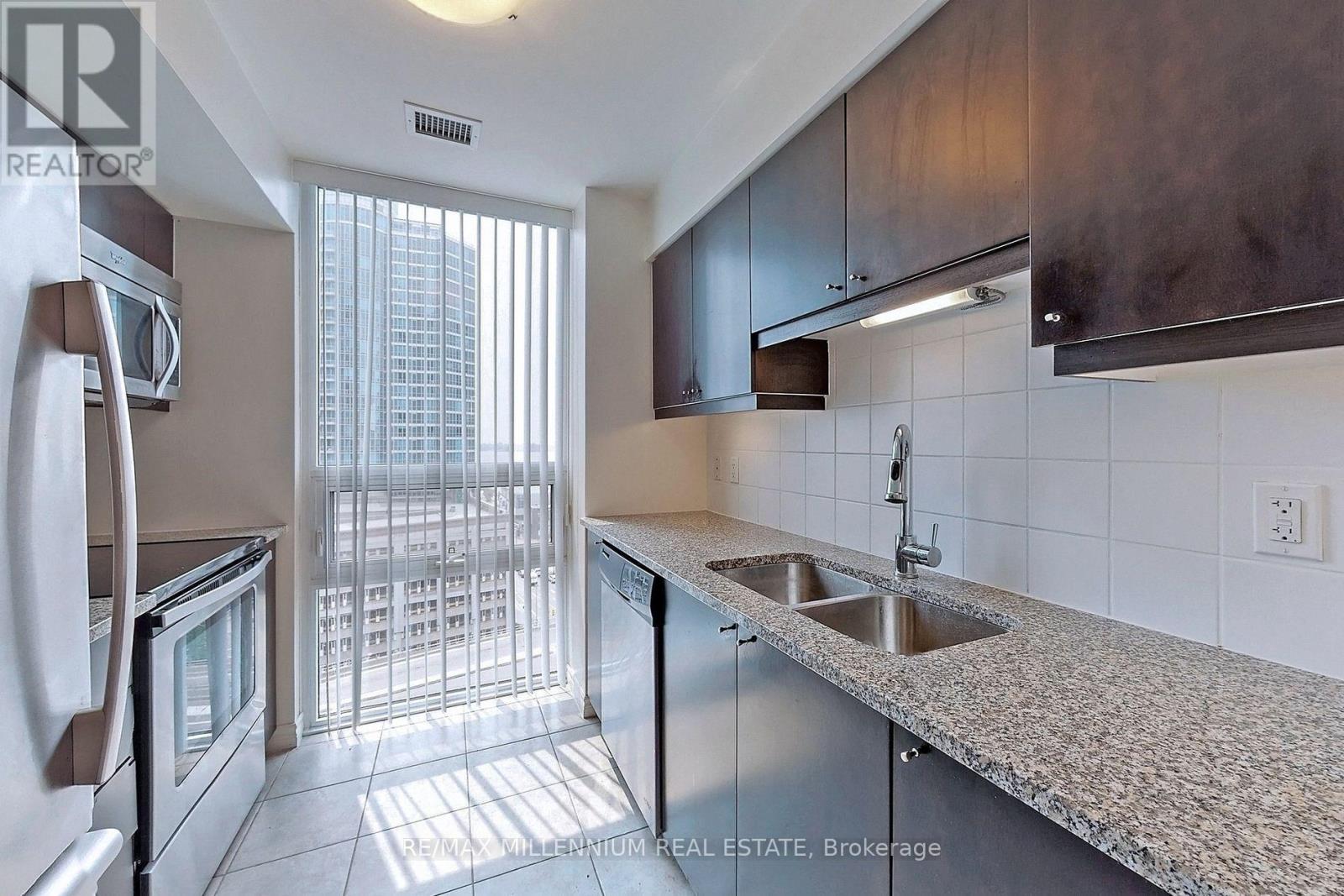 1508 - 25 Lower Simcoe Street, Toronto, Ontario  M5J 0C8 - Photo 17 - C13650544
