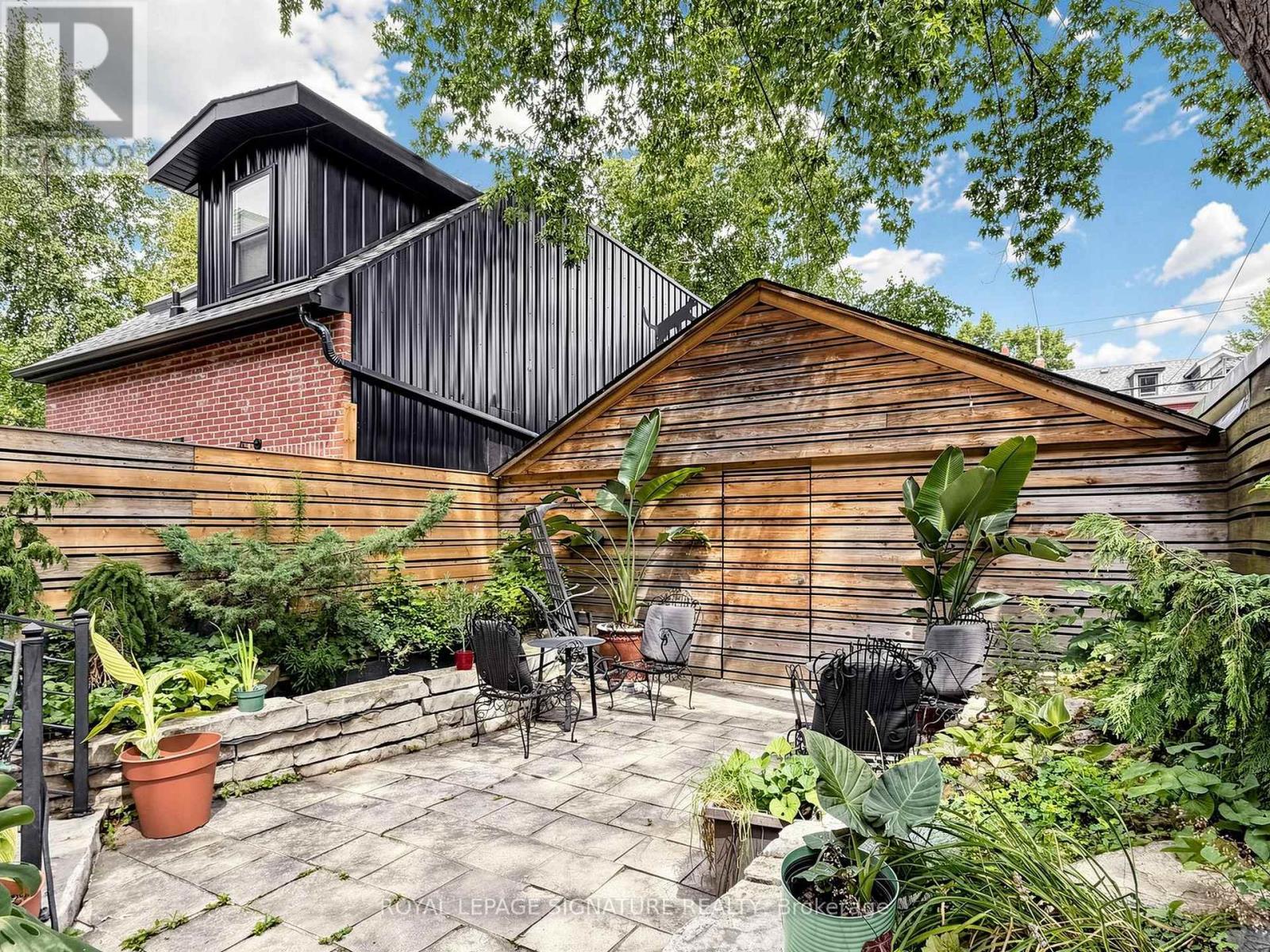 Lower - 75 Brunswick Avenue, Toronto, Ontario  M5S 2L8 - Photo 18 - C13650556