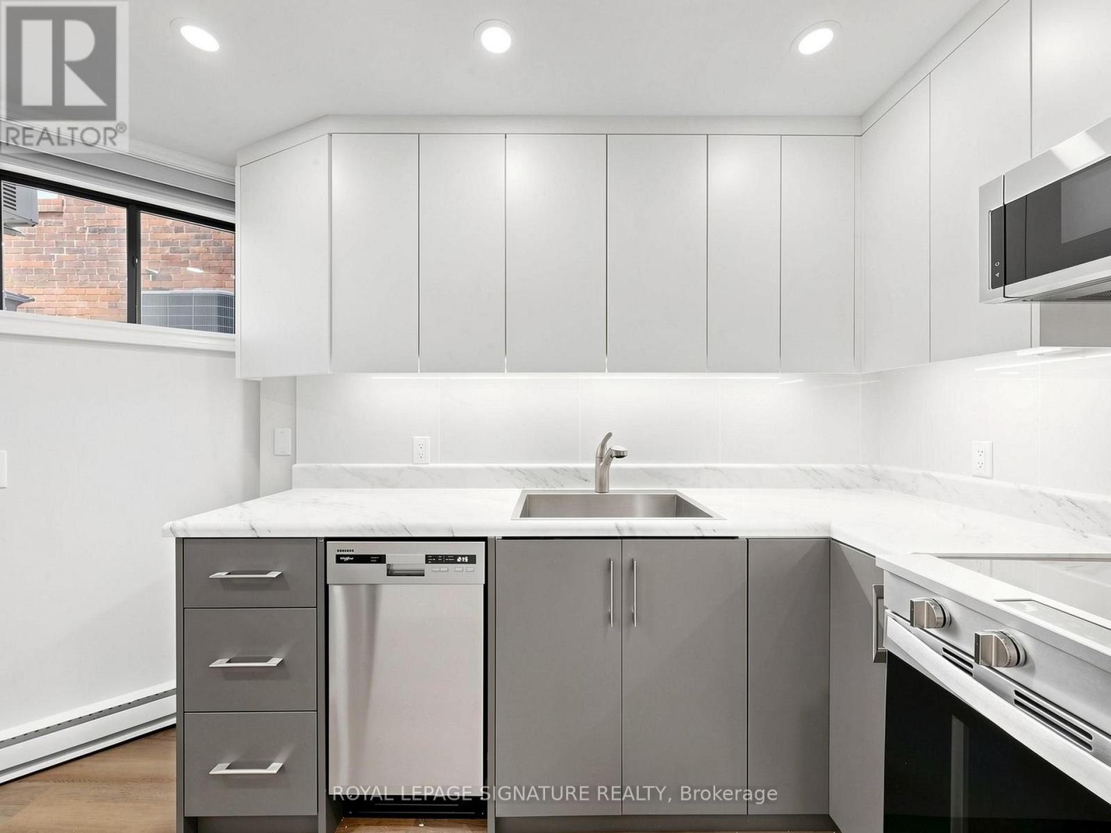 Lower - 75 Brunswick Avenue, Toronto, Ontario  M5S 2L8 - Photo 8 - C13650556