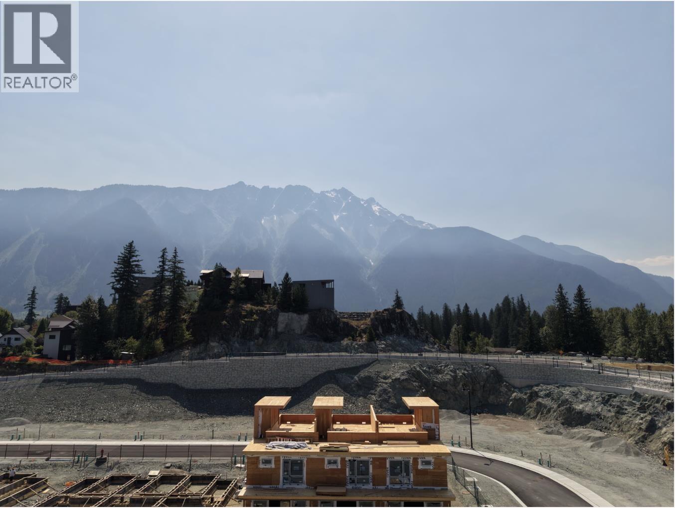 7232 Vistas Drive, Pemberton, British Columbia  V0N 2L0 - Photo 5 - R3153350