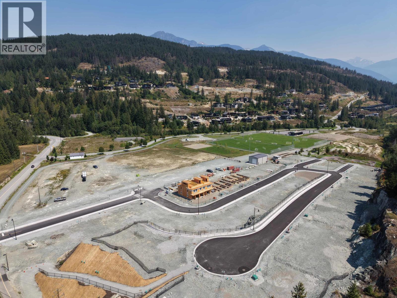 7232 Vistas Drive, Pemberton, British Columbia  V0N 2L0 - Photo 6 - R3153350