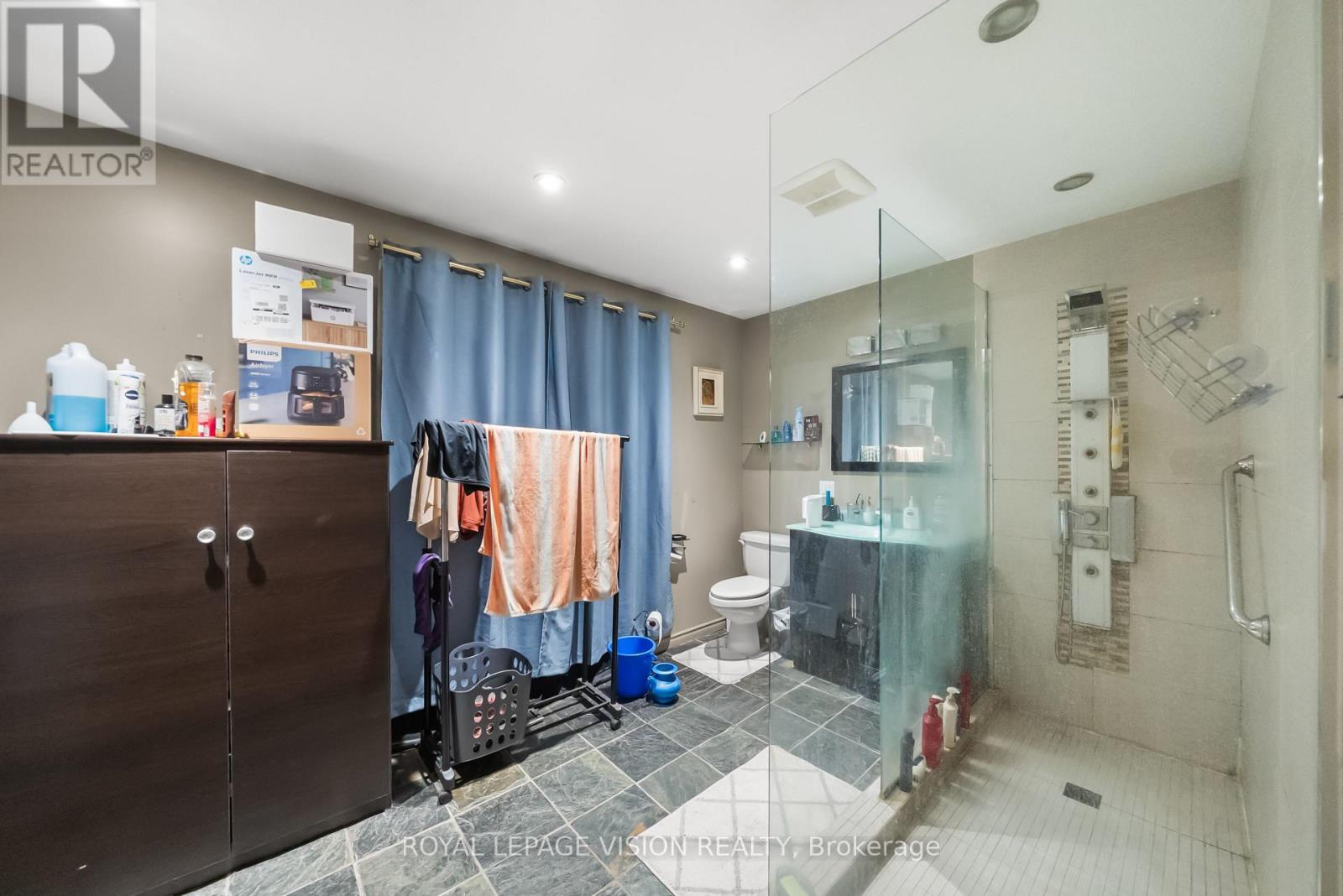 27 Eastville Avenue, Toronto, Ontario  M1M 2N6 - Photo 16 - E13650420