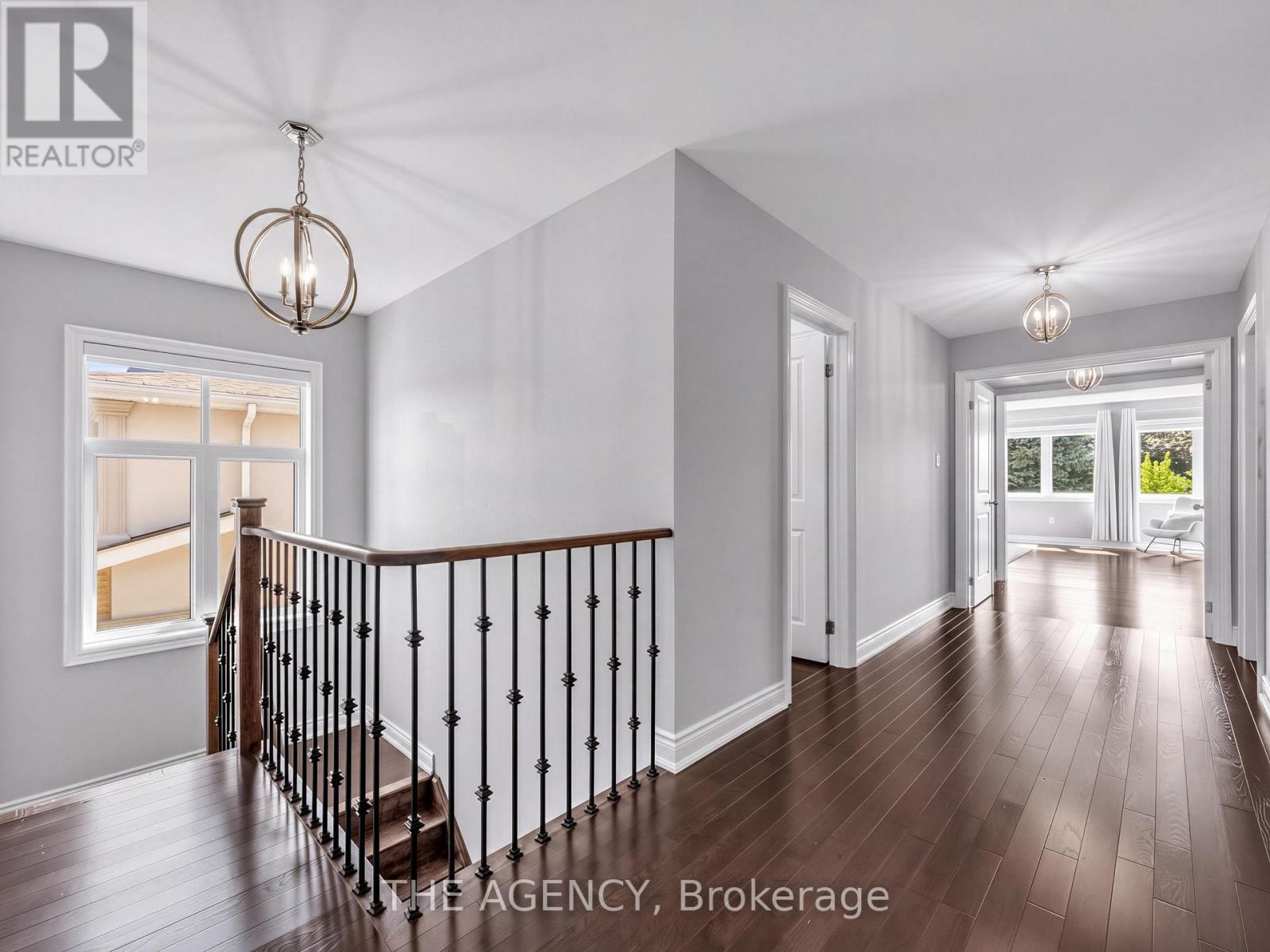 576 Oakwood Drive, Pickering, Ontario  L1W 2W7 - Photo 16 - E13650454