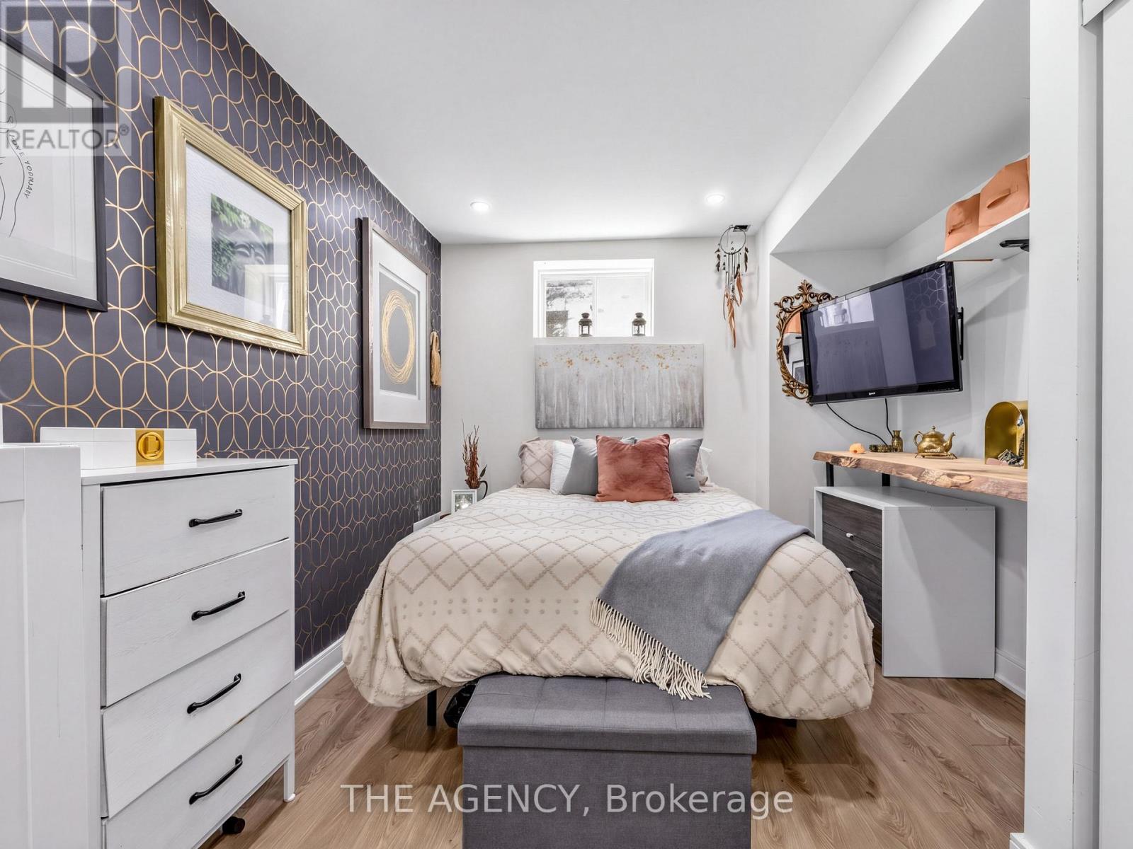 576 Oakwood Drive, Pickering, Ontario  L1W 2W7 - Photo 37 - E13650454