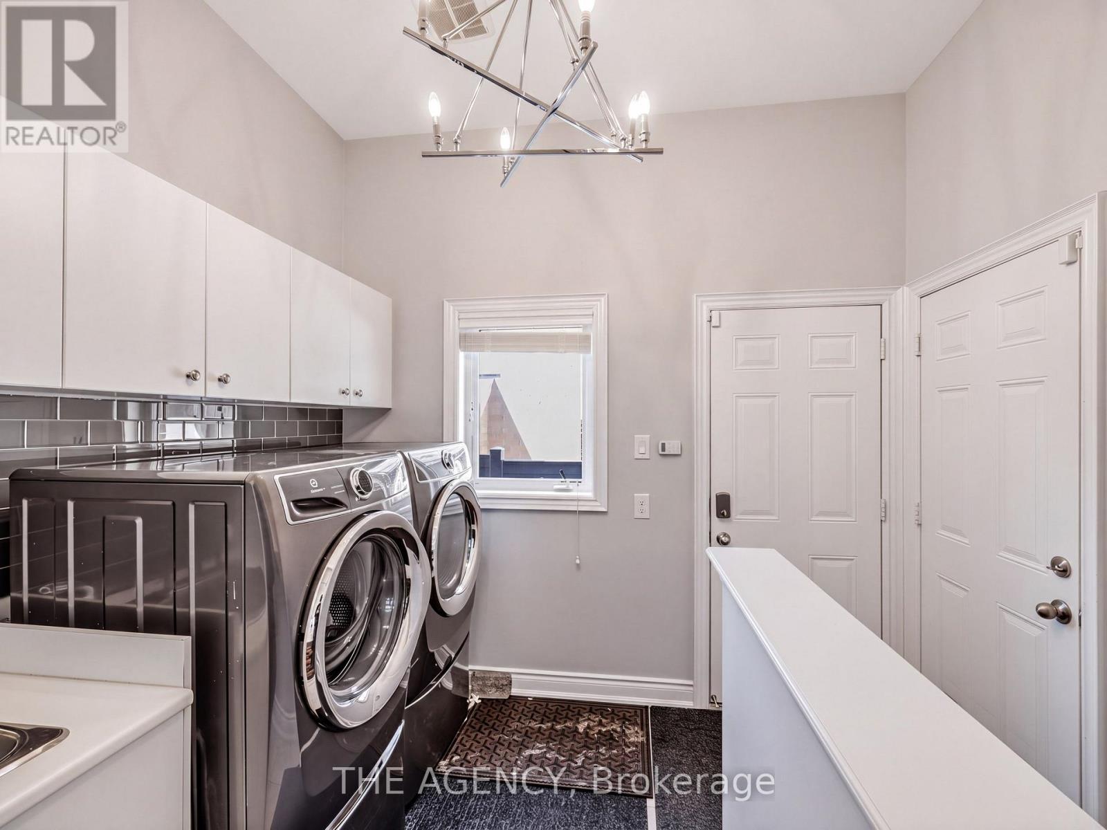 576 Oakwood Drive, Pickering, Ontario  L1W 2W7 - Photo 40 - E13650454