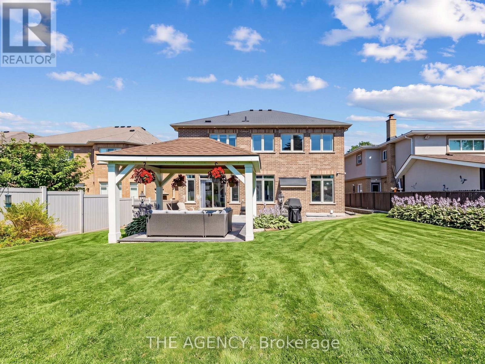 576 Oakwood Drive, Pickering, Ontario  L1W 2W7 - Photo 43 - E13650454