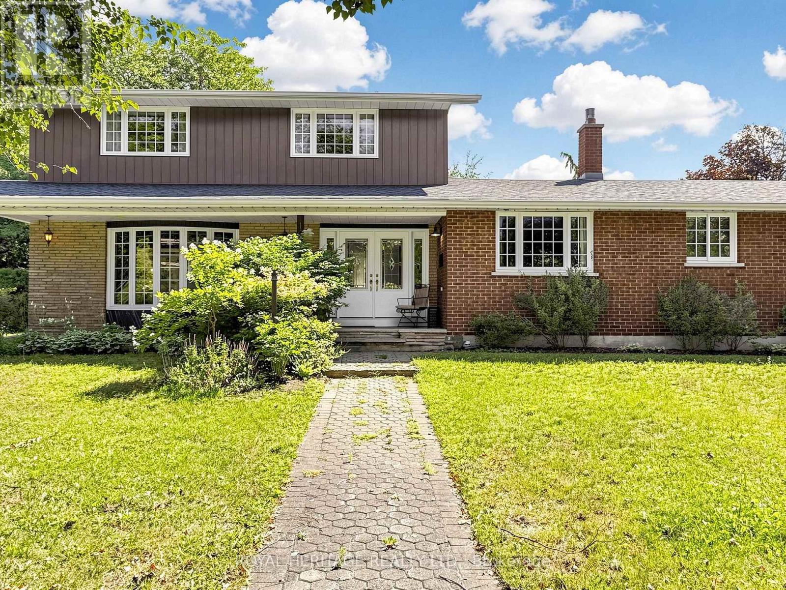 1015 LAVENDER COURT, Oshawa, Ontario