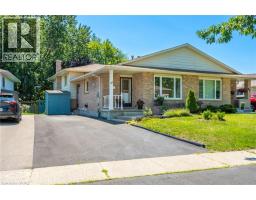97 UXBRIDGE Crescent, Kitchener, Ontario