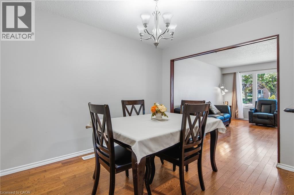 97 Uxbridge Crescent, Kitchener, Ontario N2E 2S2 - Photo 12 - 40850618