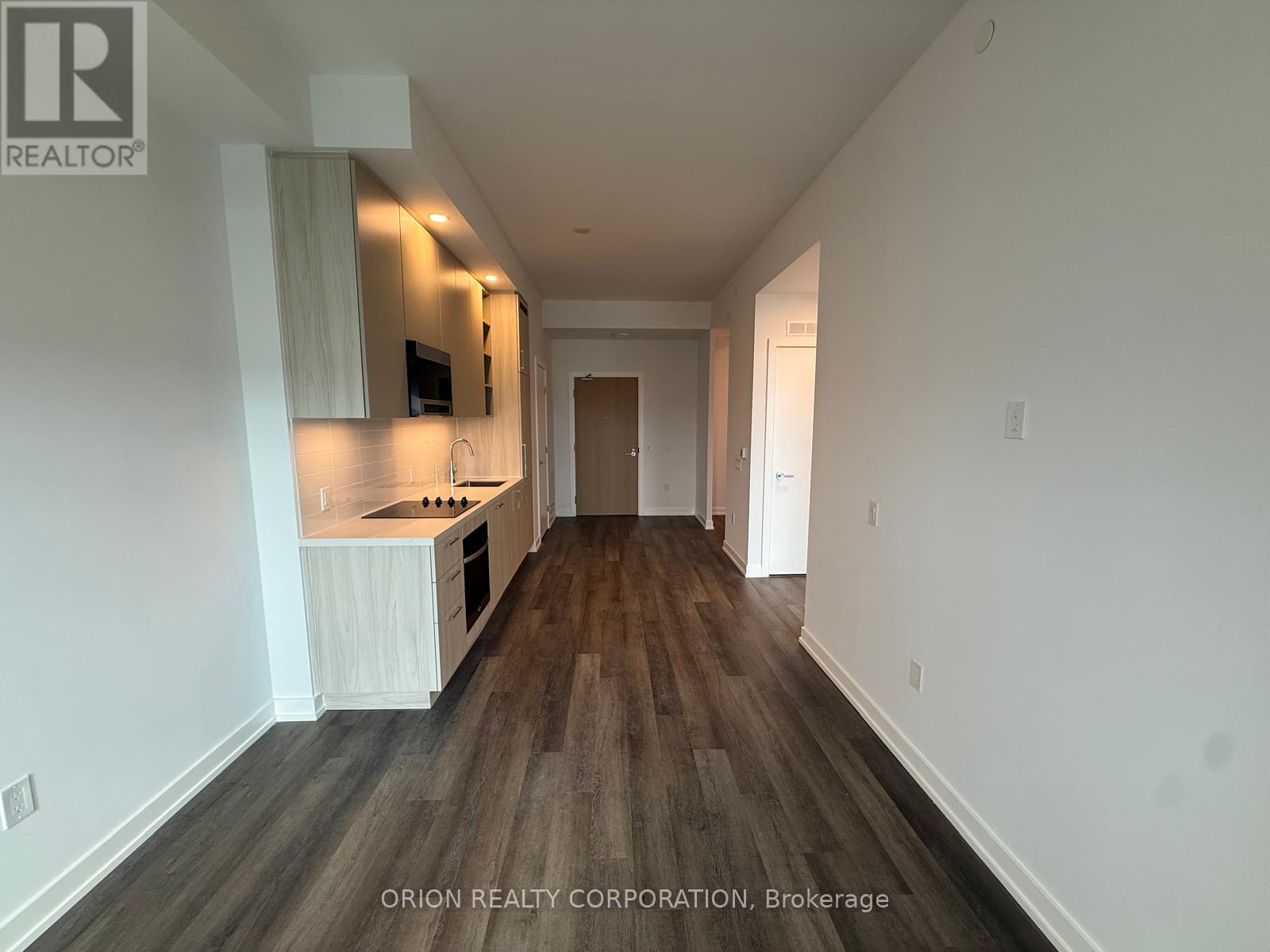 314 - 5 Meadowdale Road, Vaughan (Vaughan Corporate Centre), Ontario  L4K 0C7 - Photo 3 - N13650570