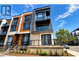 1103 - 12 DAVID EYER ROAD, Richmond Hill, Ontario