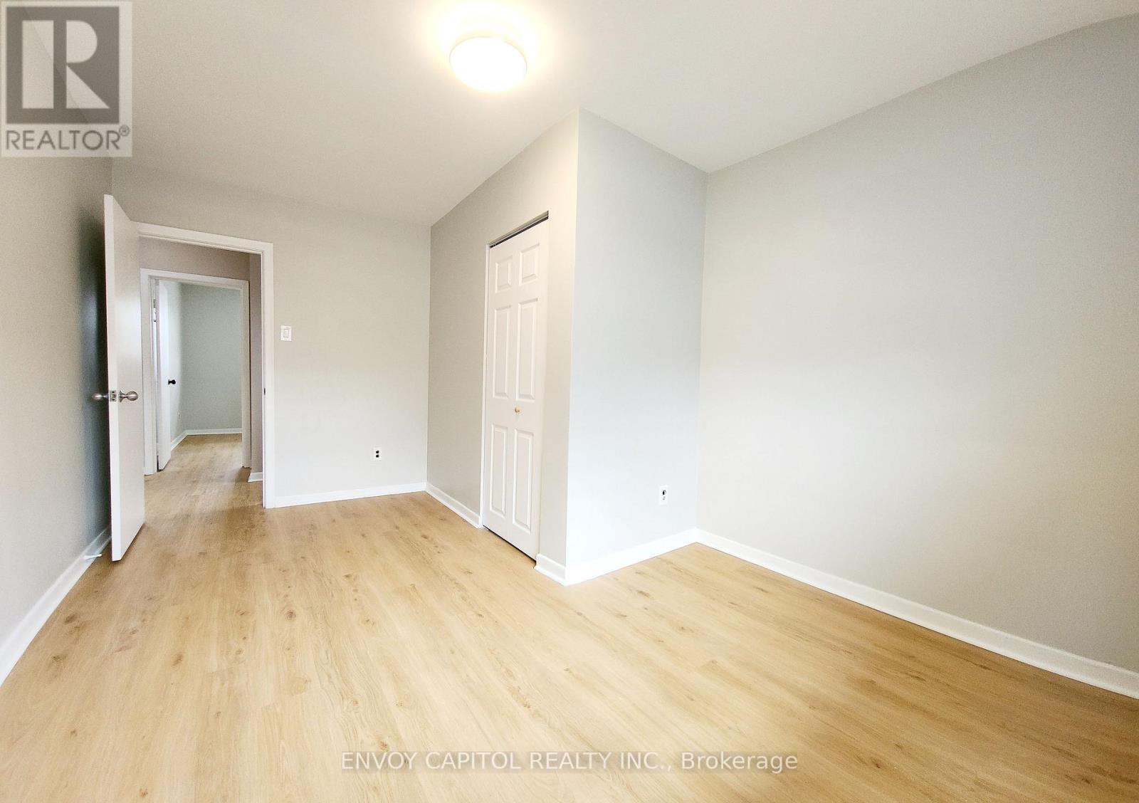14 Faulkner Crescent, Toronto, Ontario  M9M 2C1 - Photo 20 - W13561452
