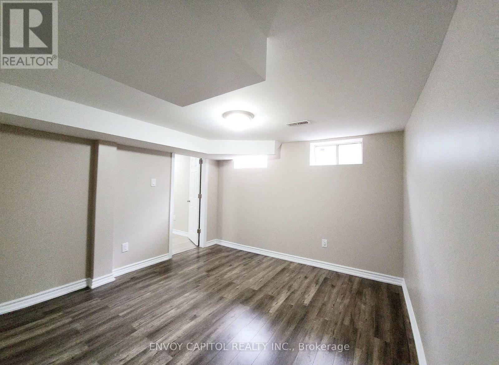 14 Faulkner Crescent, Toronto, Ontario  M9M 2C1 - Photo 25 - W13561452