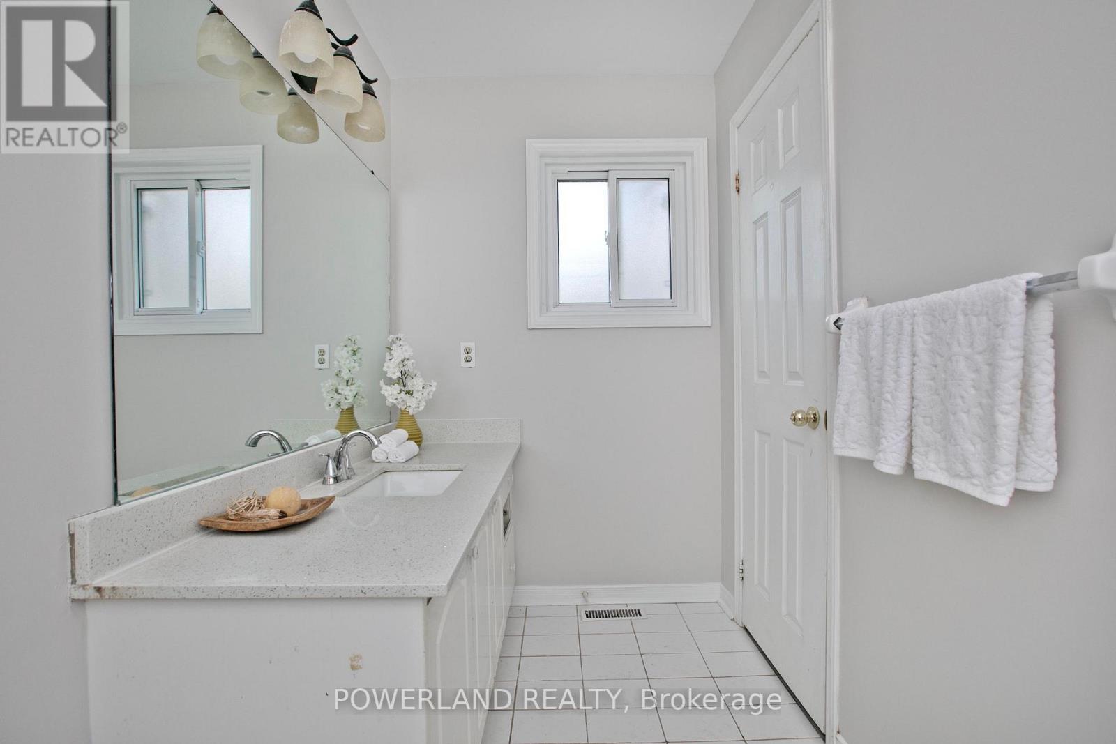 2441 Strathmore Crescent, Mississauga, Ontario  L5M 5K2 - Photo 26 - W13650518