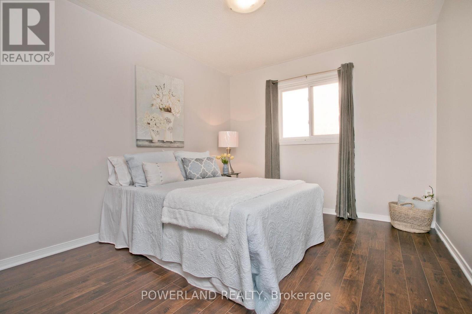 2441 Strathmore Crescent, Mississauga, Ontario  L5M 5K2 - Photo 28 - W13650518