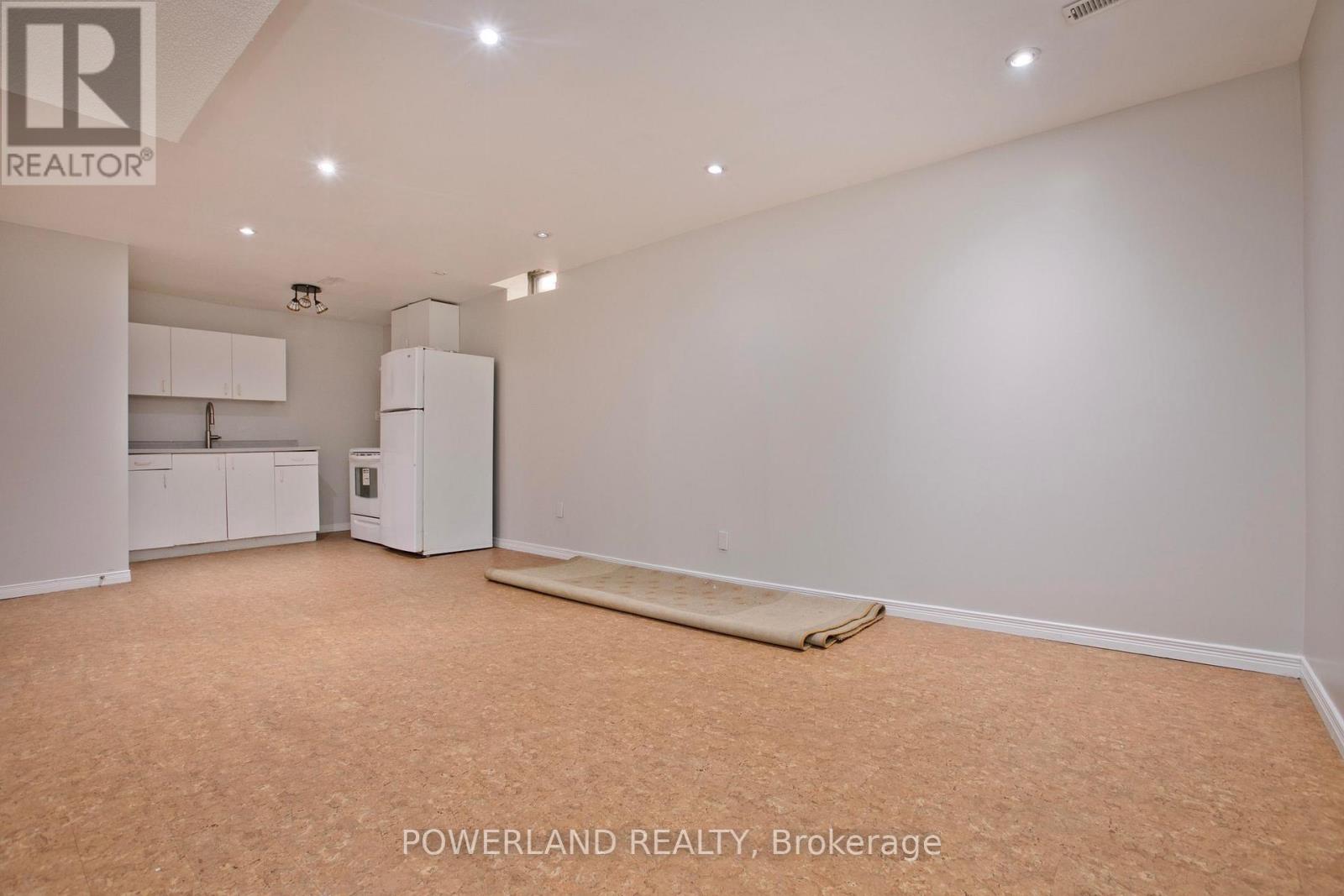 2441 Strathmore Crescent, Mississauga, Ontario  L5M 5K2 - Photo 31 - W13650518