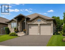 30 DUNCAN COURT, Centre Wellington, Ontario