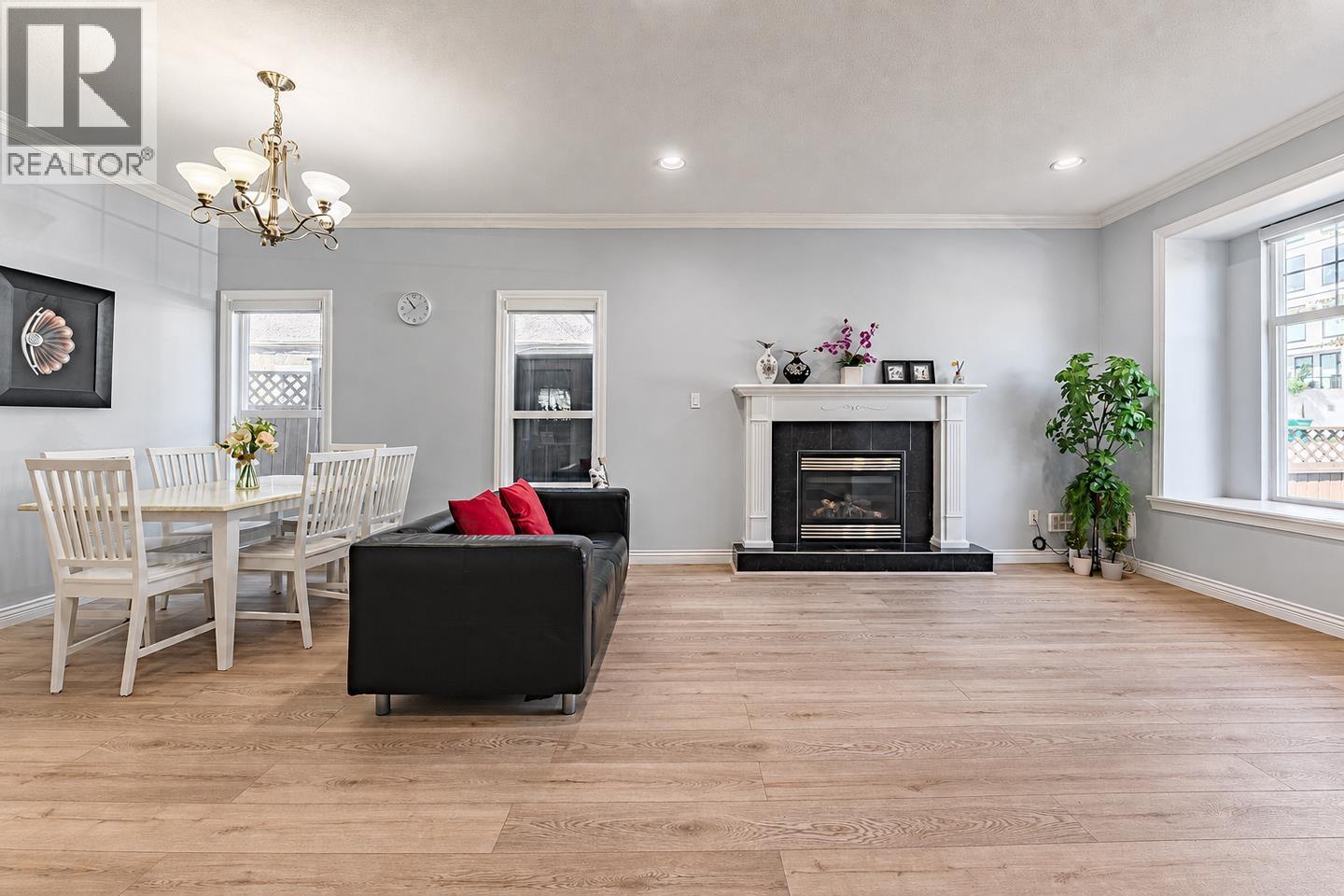 7930 Edmonds Street, Burnaby, British Columbia  V3N 1C2 - Photo 7 - R3152768