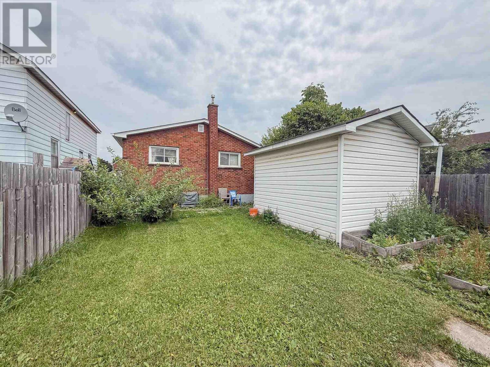 655 Queen St W, Sault Ste. Marie, Ontario  P6A 1B1 - Photo 35 - SM262028