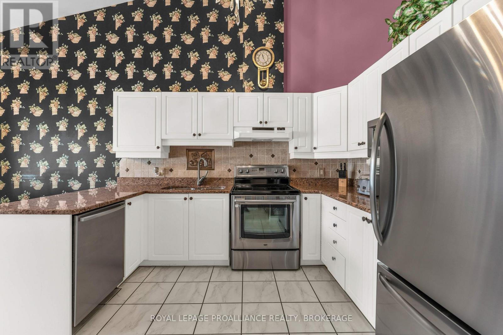 523 Trimble Gate, Kingston, Ontario  K7M 8Z2 - Photo 12 - X13650444